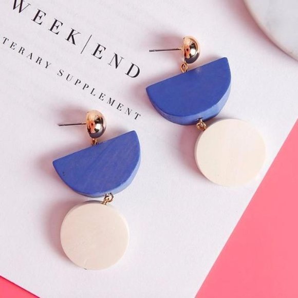 Geometric Wood Artistic Earrings - Picture 2 of 2